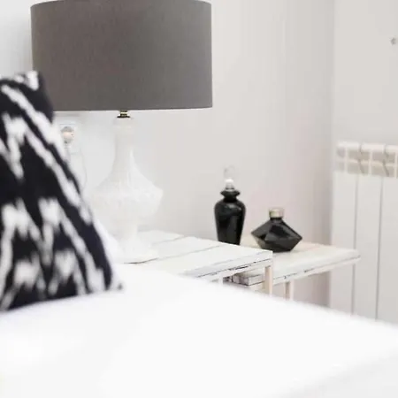 Room Boutique Calma Laura By Kubik Caces Buitenkant foto
